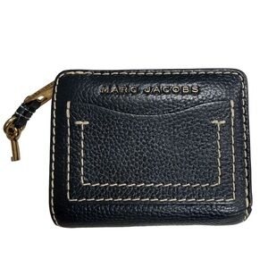 Marc Jacobs The Grind Black and Burgundy Compact Leather Wallet